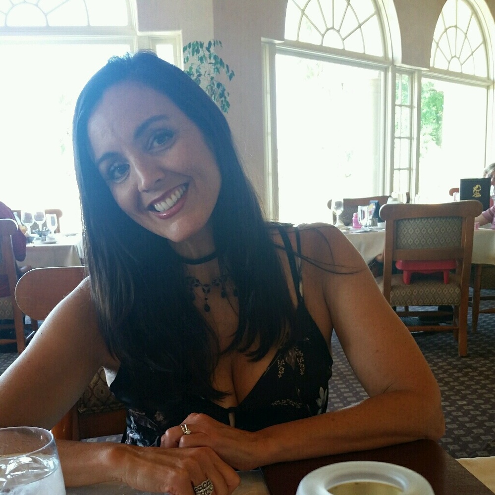 Meet your Posher, Julie